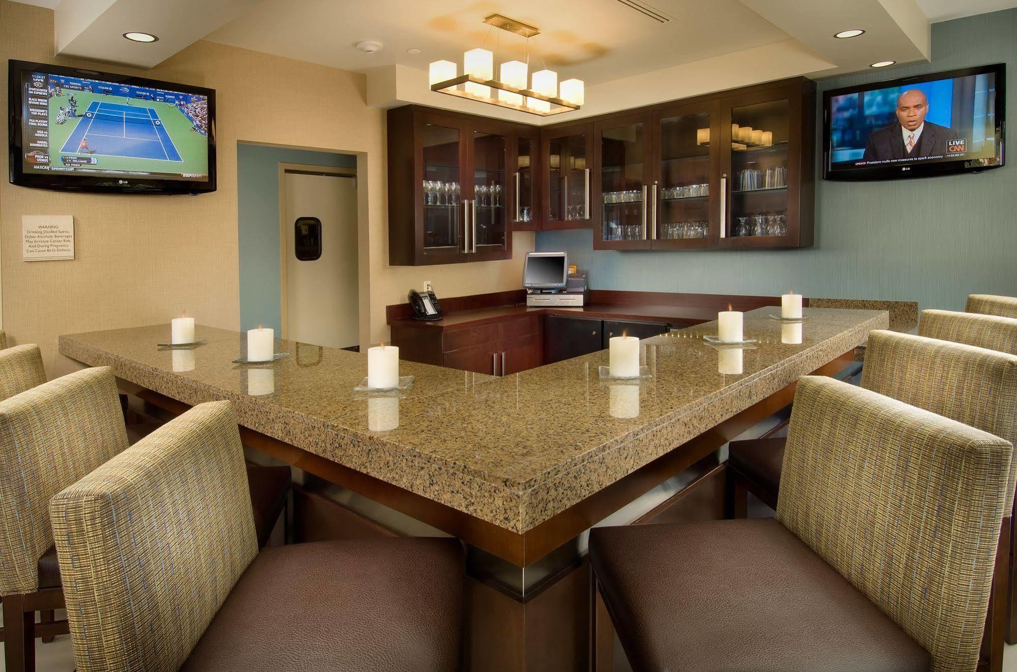 Hilton Garden Inn Silver Spring White Oak Restaurante foto